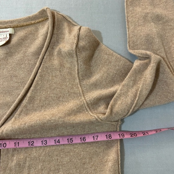 Sundance Cardigan Sweater Size L Peanut Color Long Sleeve Button 100% Cashmere - Picture 6 of 9